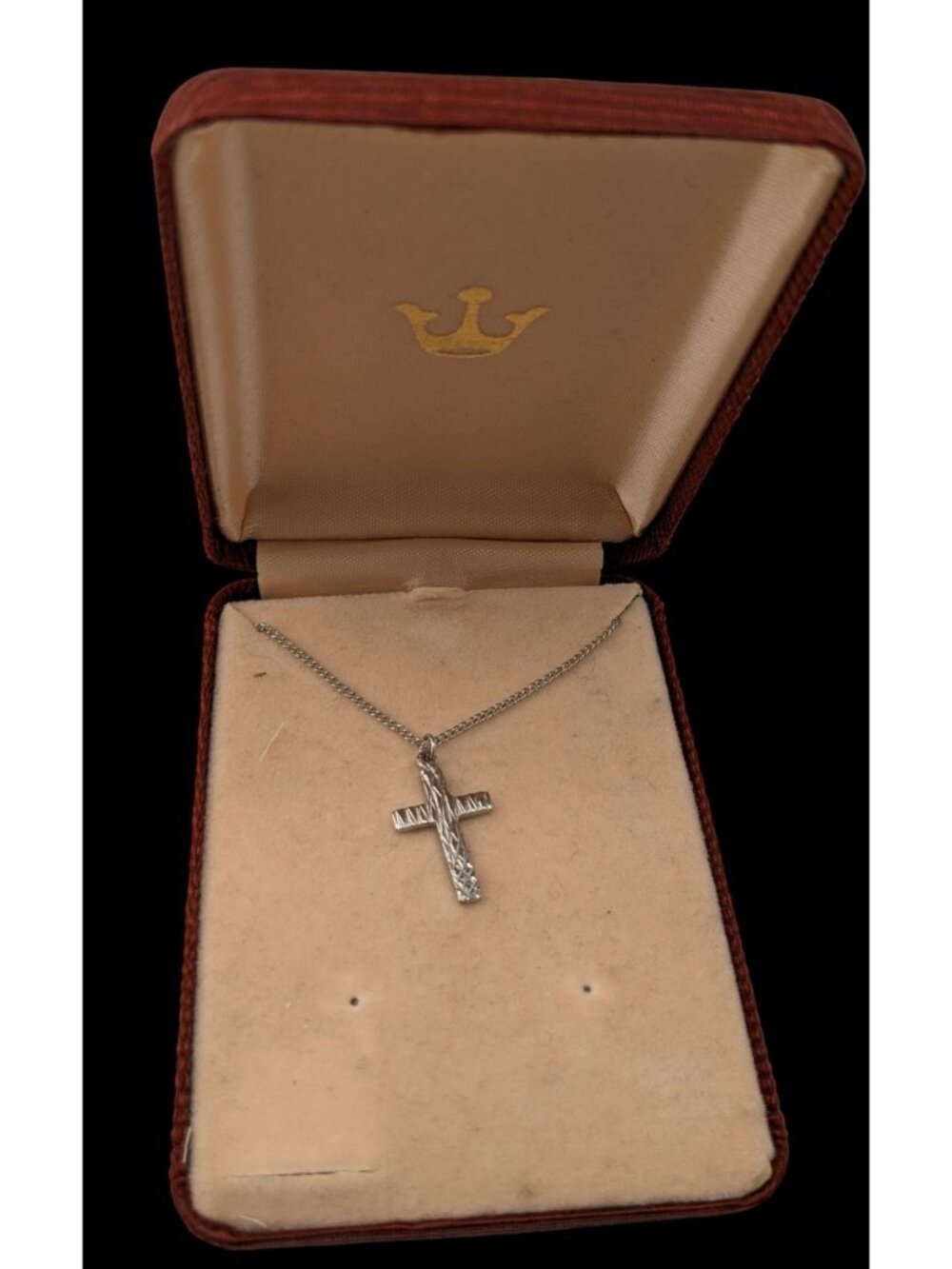 Vintage Silver Tone Cross Necklace Etched Pendant Elegant Religious Jewelry